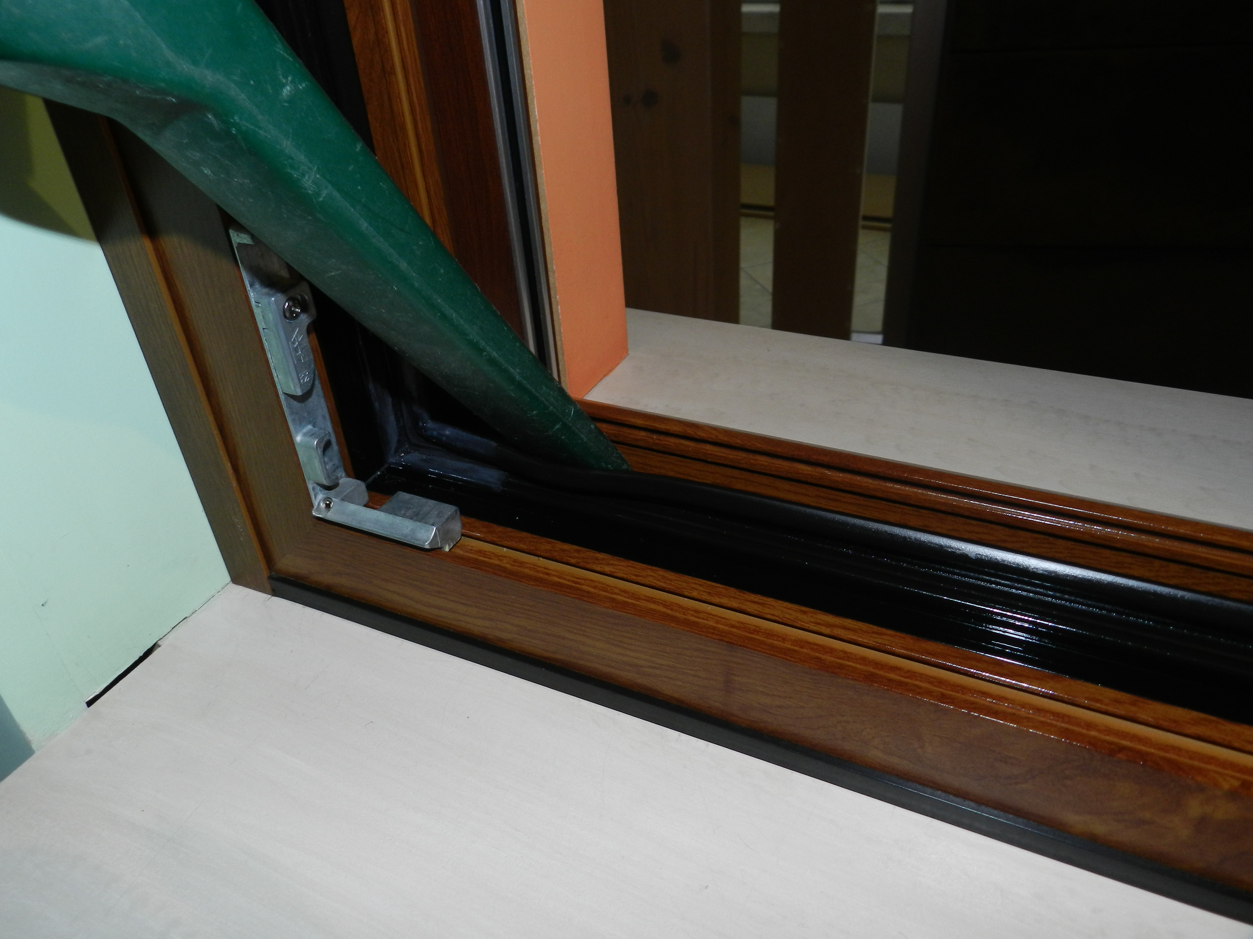 manuntenzione-serramenti-cosmai-schuco-epdm-design_3